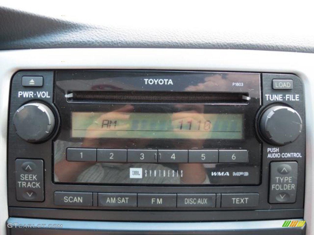 2007 Toyota 4Runner Limited 4x4 Audio System Photo #81628563