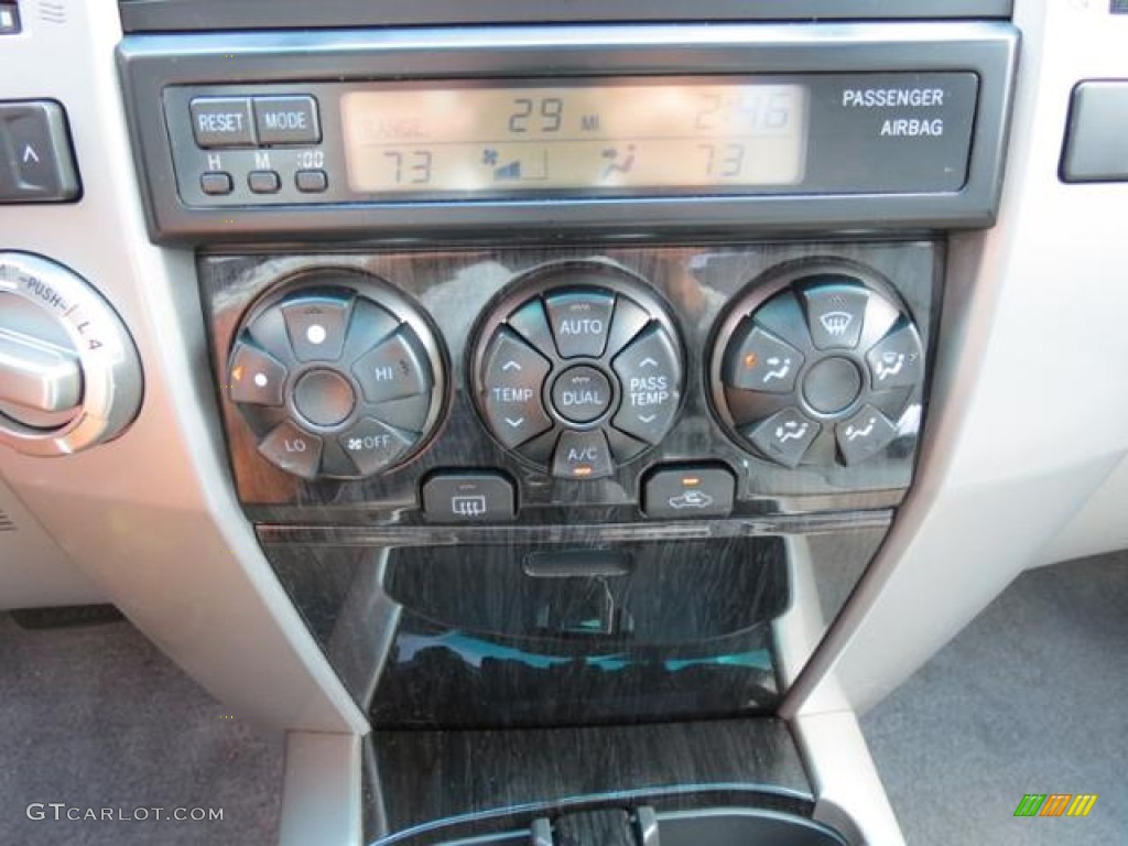 2007 Toyota 4Runner Limited 4x4 Controls Photo #81628576
