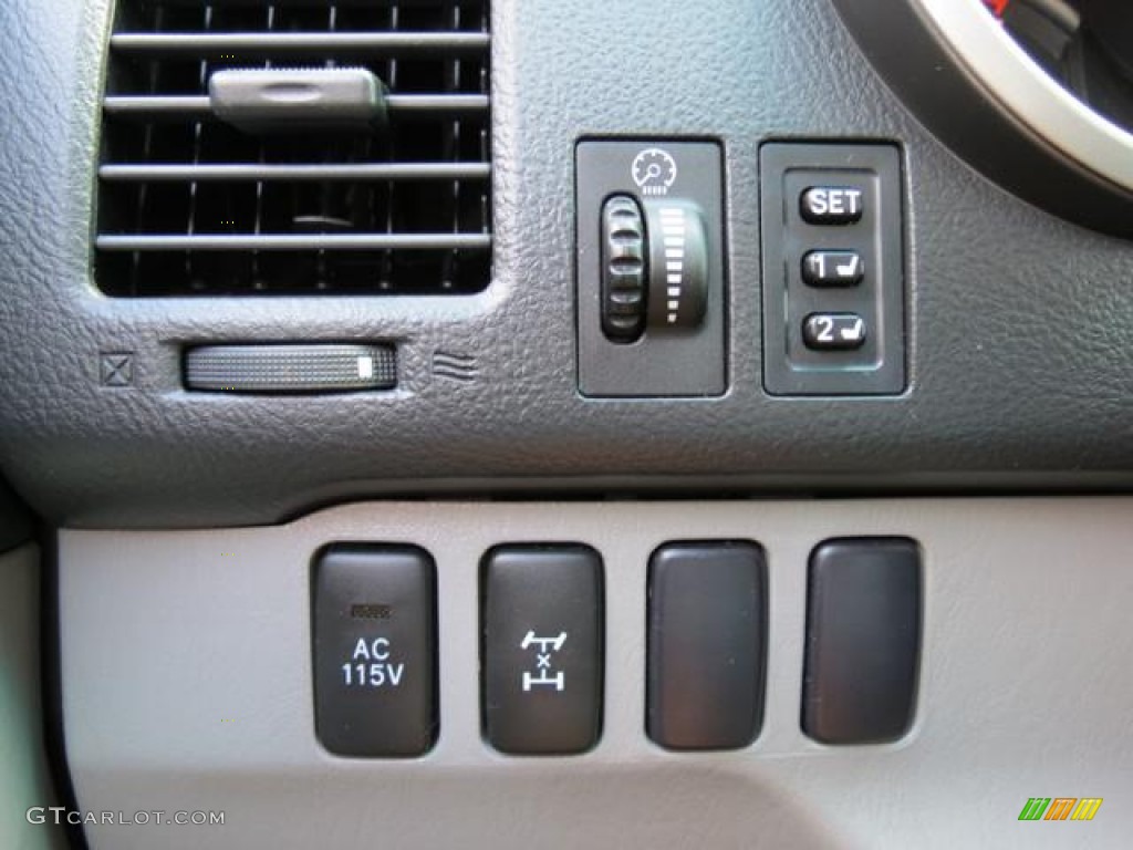 2007 Toyota 4Runner Limited 4x4 Controls Photos