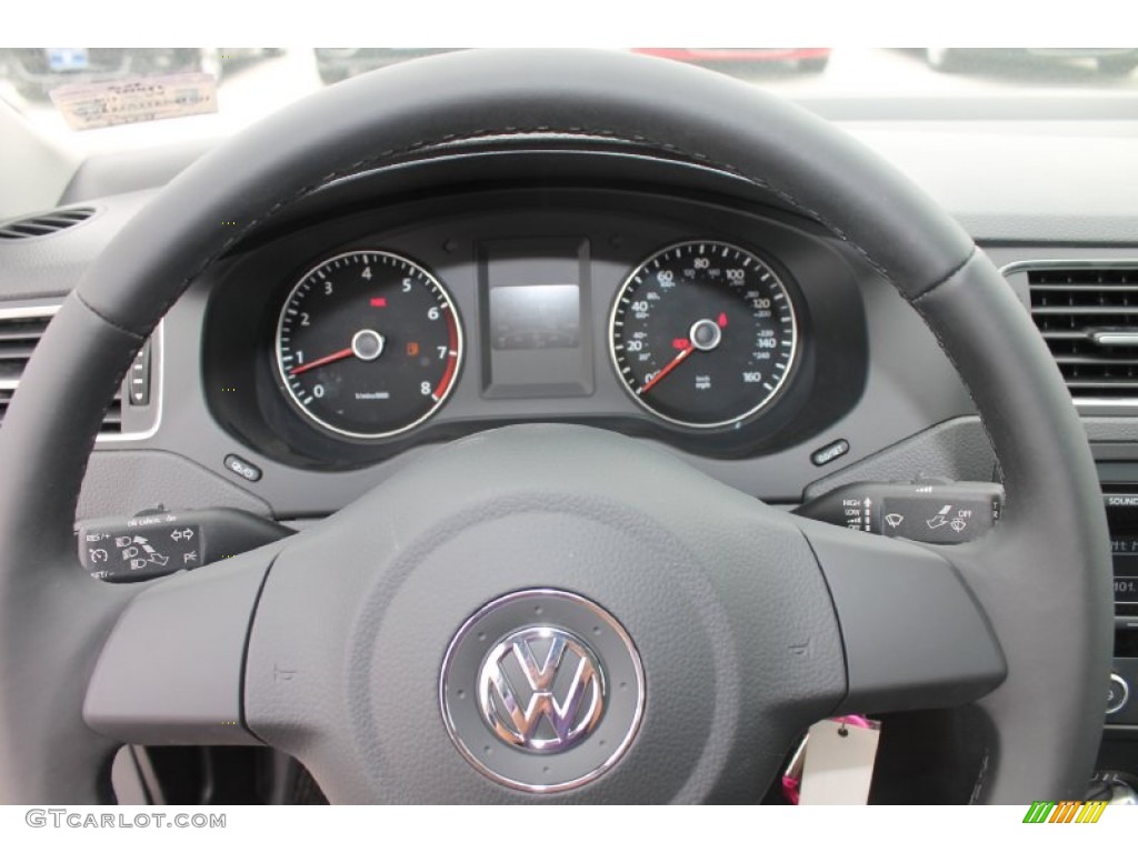 2013 Volkswagen Jetta SE Sedan Steering Wheel Photos