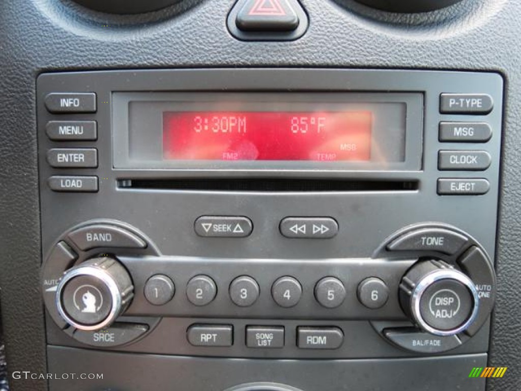 2006 Pontiac G6 GT Coupe Controls Photo #81628983