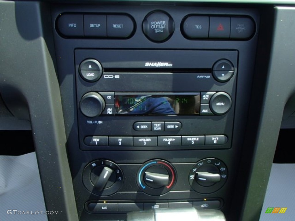2007 Ford Mustang Saleen S281 Supercharged Convertible Controls Photo #81629040