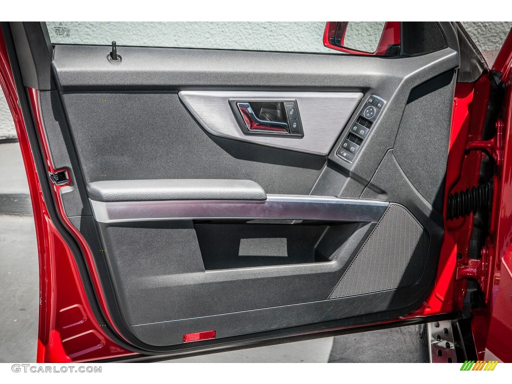 2010 Mercedes-Benz GLK 350 4Matic Black Door Panel Photo #81629157