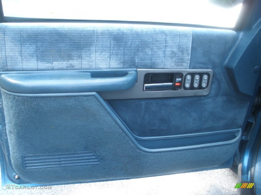 1990 C/K C1500 Silverado Regular Cab - Catalina Blue Metallic / Blue photo #6