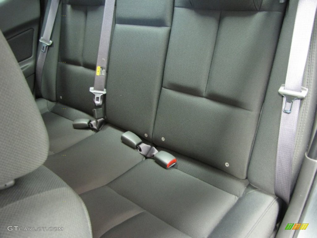 2004 Grand Prix GT Sedan - Greystone Metallic / Dark Pewter photo #6