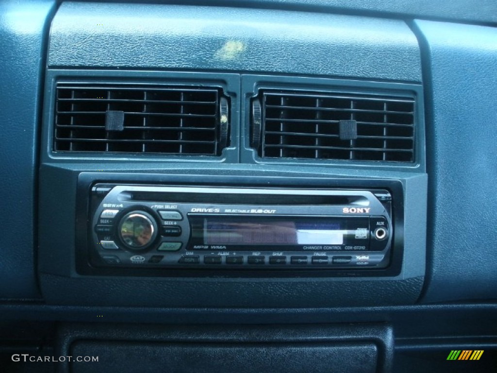 1990 C/K C1500 Silverado Regular Cab - Catalina Blue Metallic / Blue photo #19