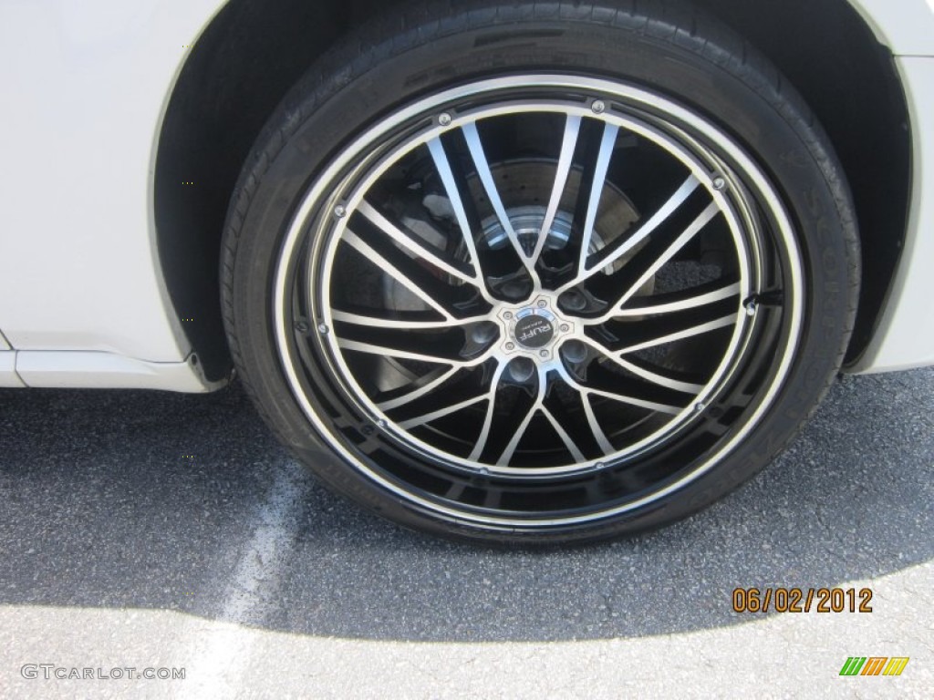 2008 Magnum  - Stone White / Dark Slate Gray/Light Slate Gray photo #3