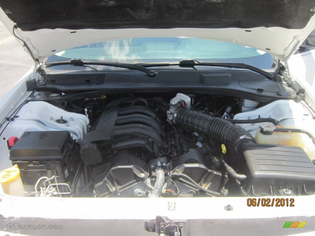 2008 Magnum  - Stone White / Dark Slate Gray/Light Slate Gray photo #25