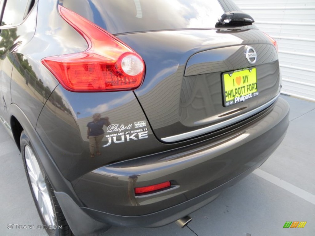 2011 Juke SL AWD - Metallic Bronze / Black/Red w/Silver Trim photo #22
