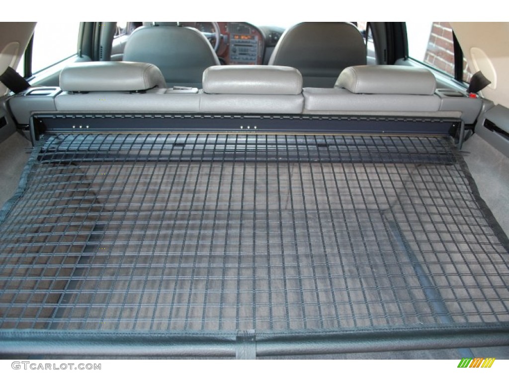 2004 Saab 9-5 Linear Sport Wagon Trunk Photo #81639177