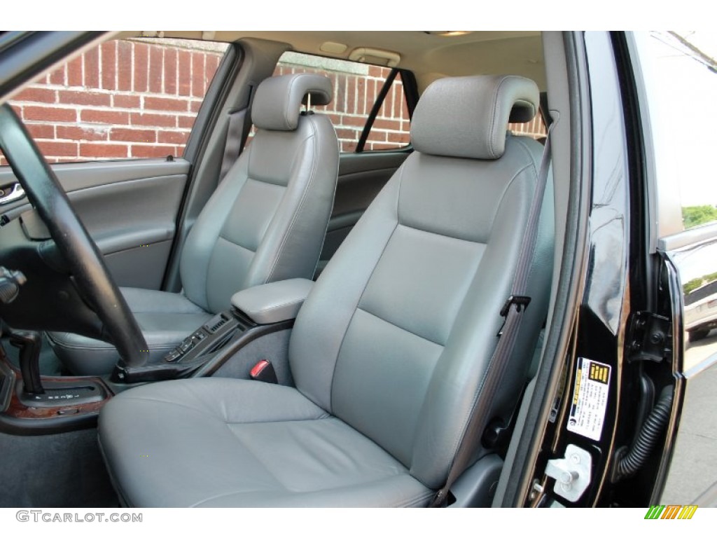 2004 Saab 9-5 Linear Sport Wagon Front Seat Photo #81640834