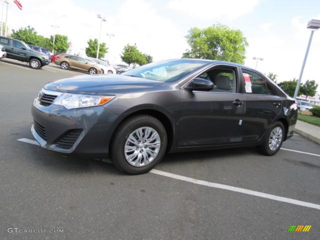 2013 Camry L - Magnetic Gray Metallic / Ash photo #3