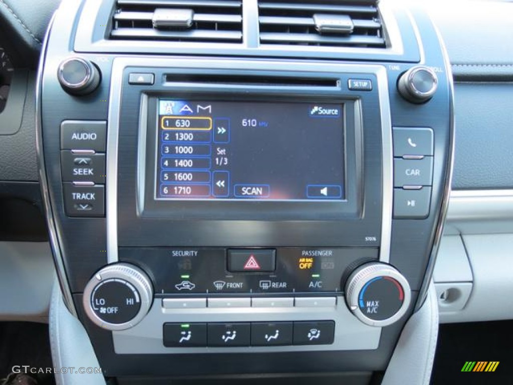 2013 Camry L - Magnetic Gray Metallic / Ash photo #10