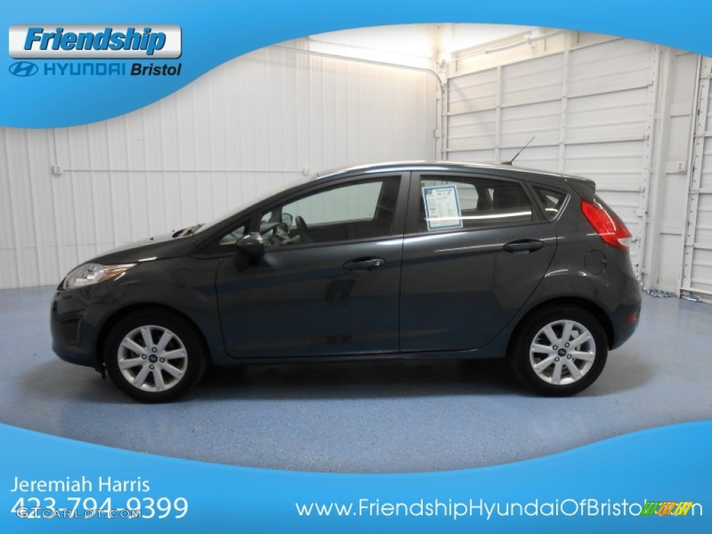 2011 Fiesta SE Hatchback - Monterey Grey Metallic / Charcoal Black/Blue Cloth photo #1