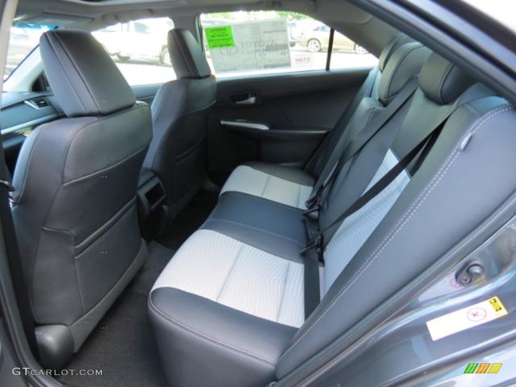 2013 Camry SE - Magnetic Gray Metallic / Black/Ash photo #6
