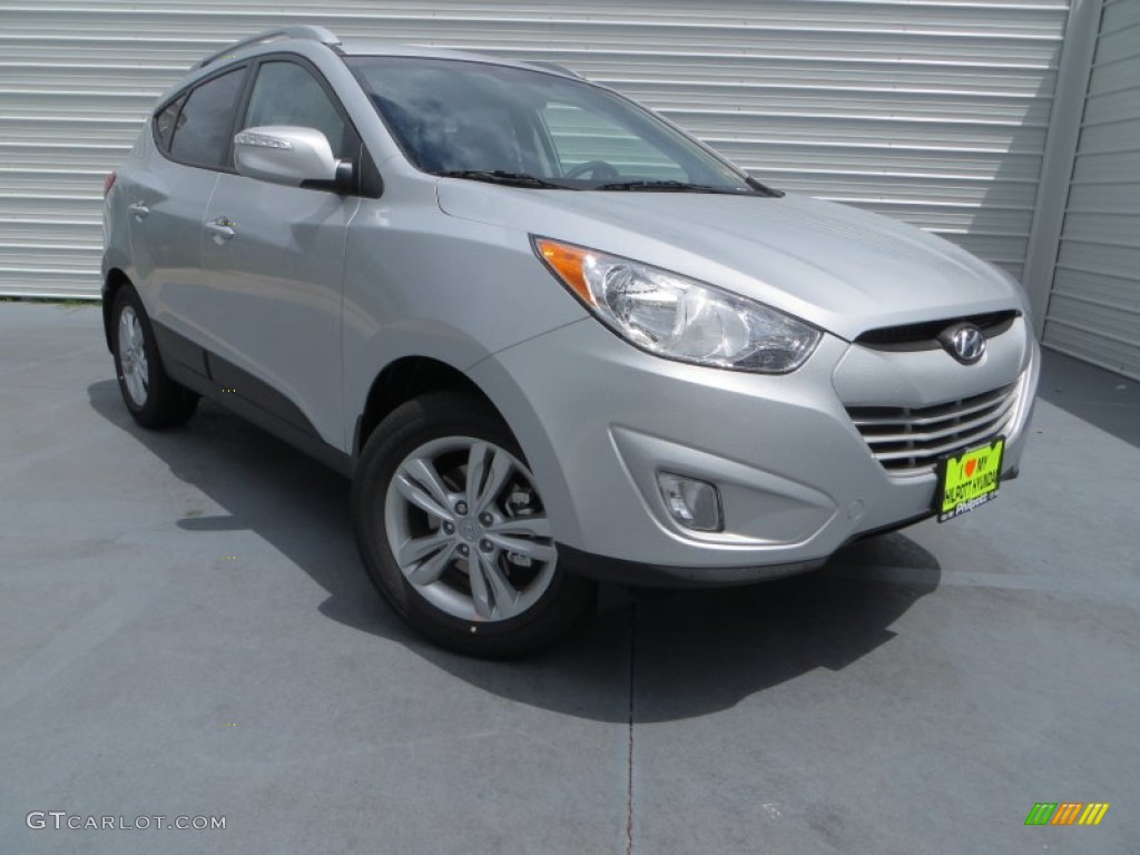 Diamond Silver Hyundai Tucson