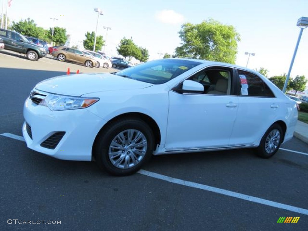 2013 Camry LE - Super White / Ivory photo #3