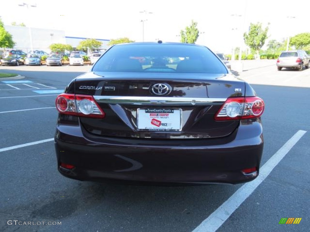 2013 Corolla LE Special Edition - Black Currant Metallic / Ash photo #15