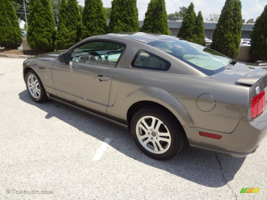 2005 Mustang GT Premium Coupe - Mineral Grey Metallic / Medium Parchment photo #8