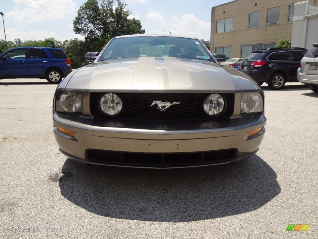 2005 Mustang GT Premium Coupe - Mineral Grey Metallic / Medium Parchment photo #9