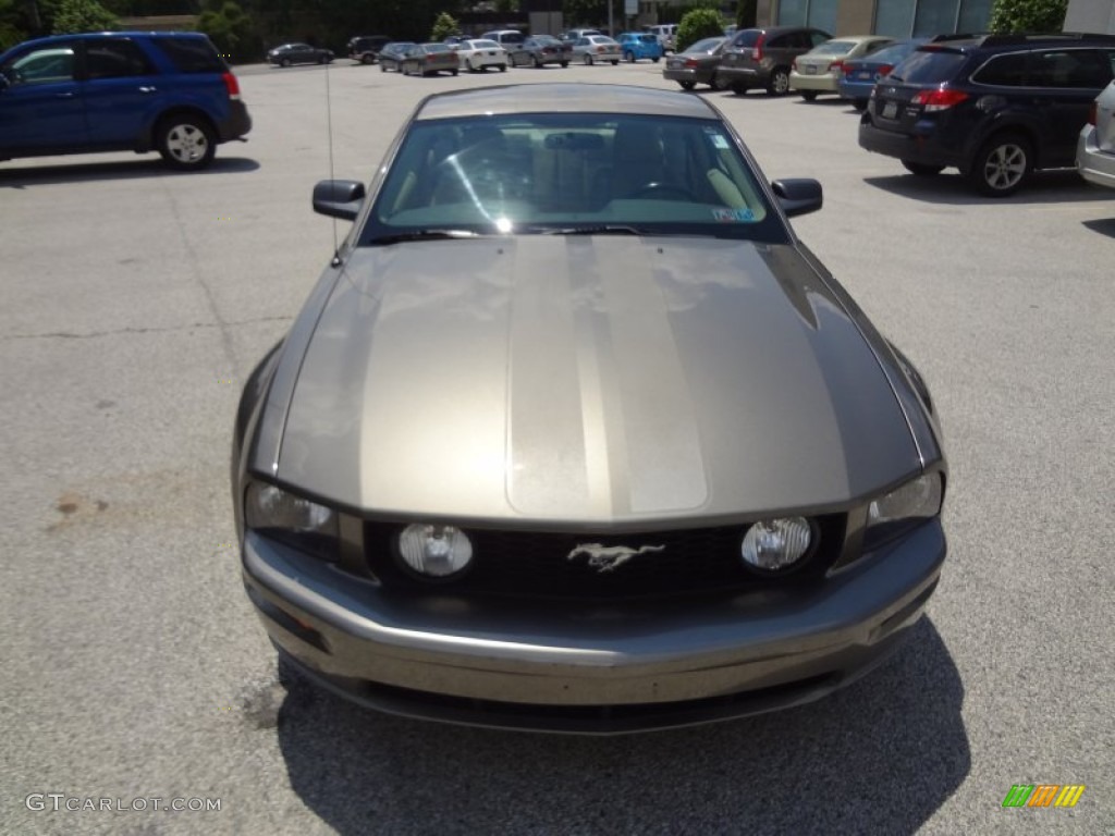2005 Mustang GT Premium Coupe - Mineral Grey Metallic / Medium Parchment photo #10