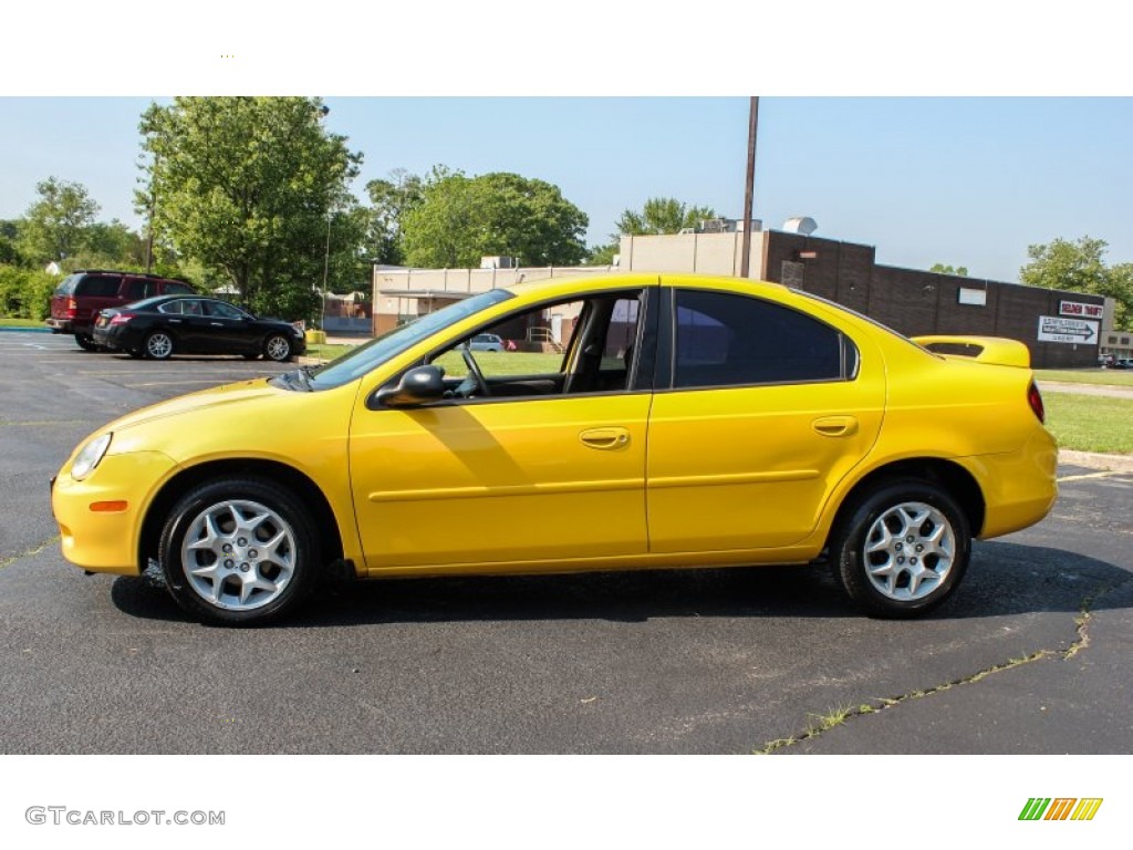 Solar Yellow 2002 Dodge Neon SXT Exterior Photo #81647732