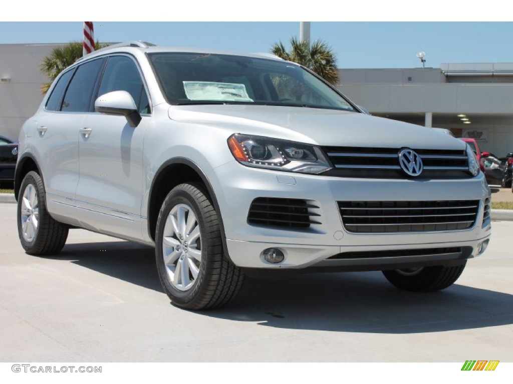 2013 Touareg VR6 FSI Sport 4XMotion - Cool Silver Metallic / Black Anthracite photo #1