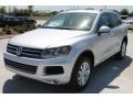 2013 Cool Silver Metallic Volkswagen Touareg VR6 FSI Sport 4XMotion  photo #3