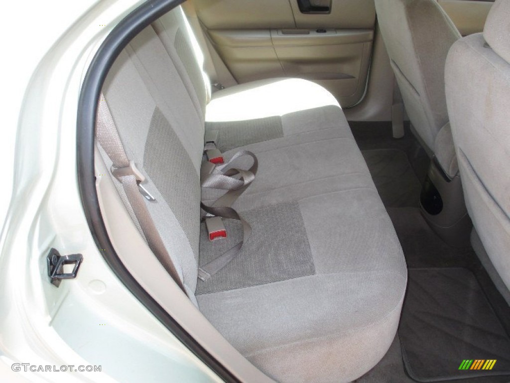 2005 Ford Taurus SE Wagon Rear Seat Photo #81651815