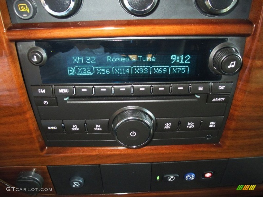 2011 Chevrolet Express 1500 Passenger Conversion Van Audio System Photos