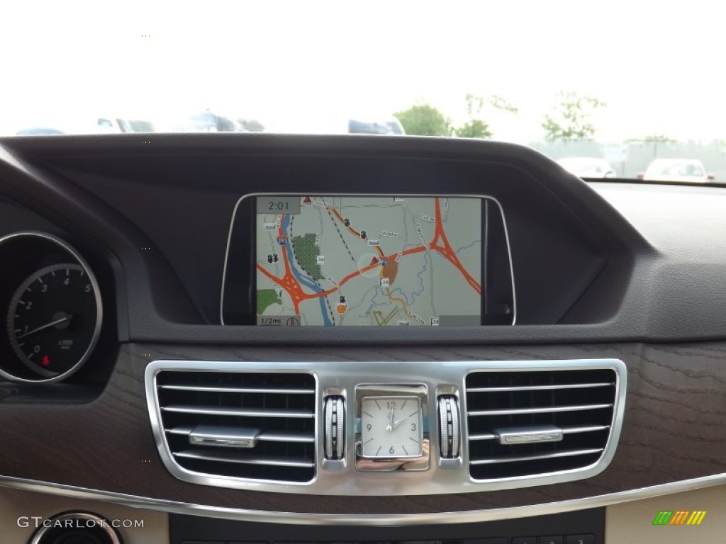 2014 Mercedes-Benz E 350 4Matic Wagon Navigation Photos
