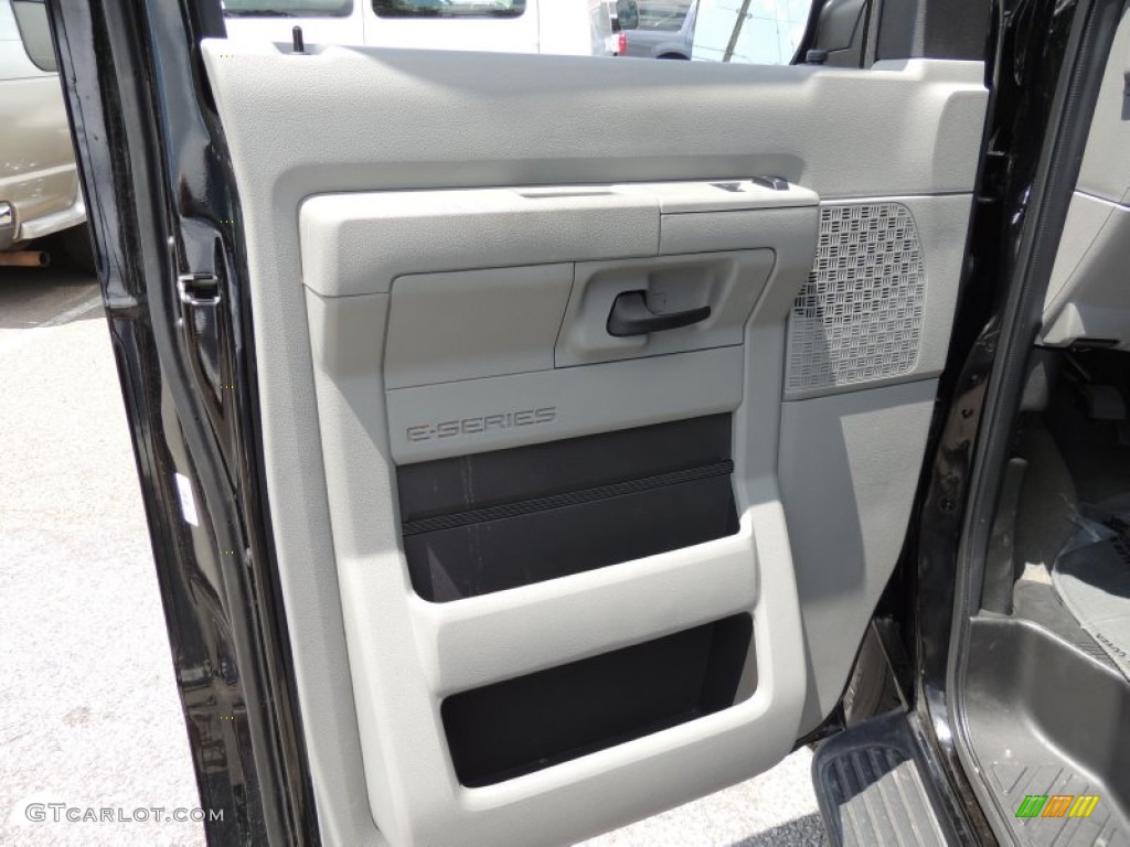 2013 Ford E Series Van E350 XLT Extended Passenger Door Panel Photos