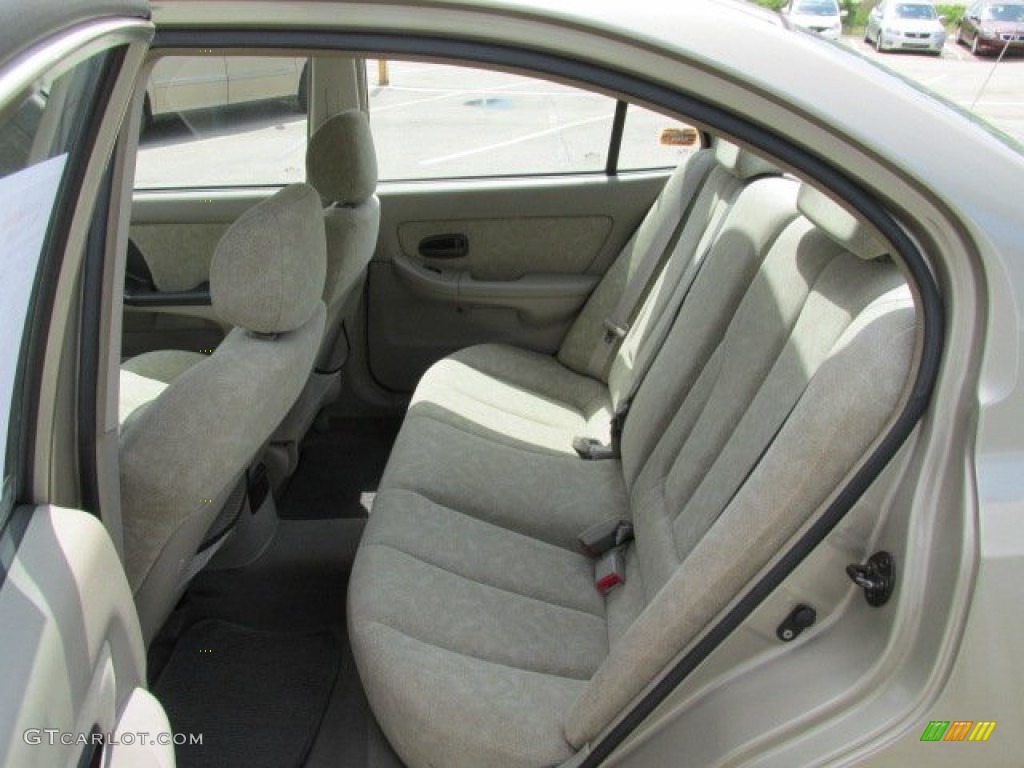 2002 Elantra GLS Sedan - Champagne Beige / Beige photo #14