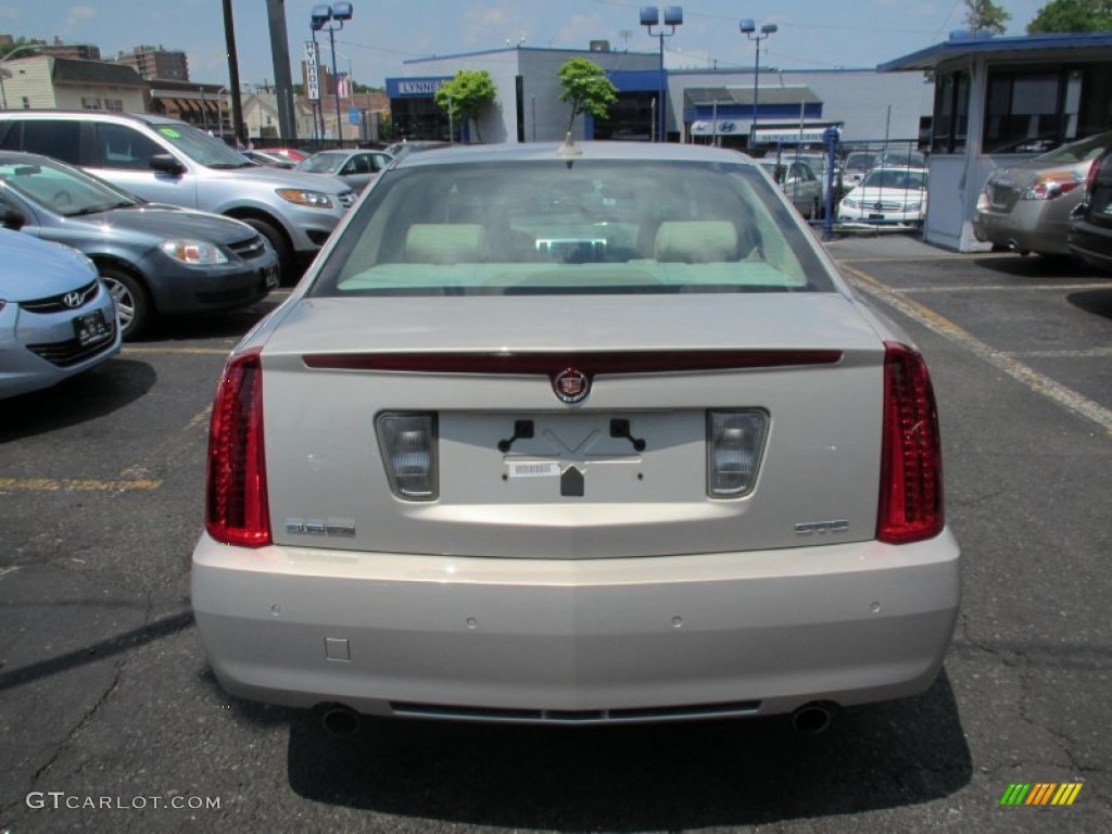 2009 STS V6 - Gold Mist / Cashmere photo #4