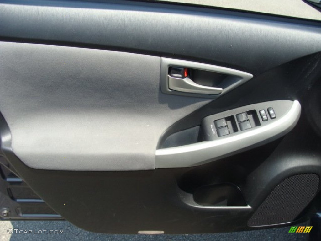 2013 Prius Plug-in Advanced Hybrid - Winter Gray Metallic / Dark Gray photo #7