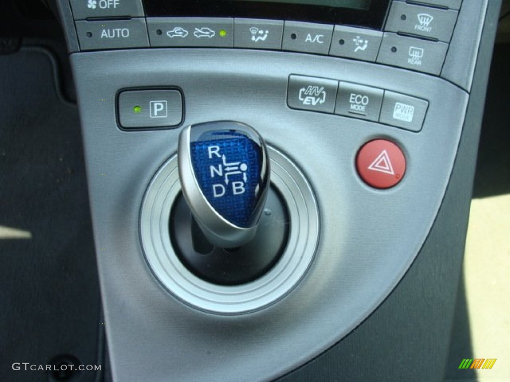 2013 Prius Plug-in Advanced Hybrid - Winter Gray Metallic / Dark Gray photo #16