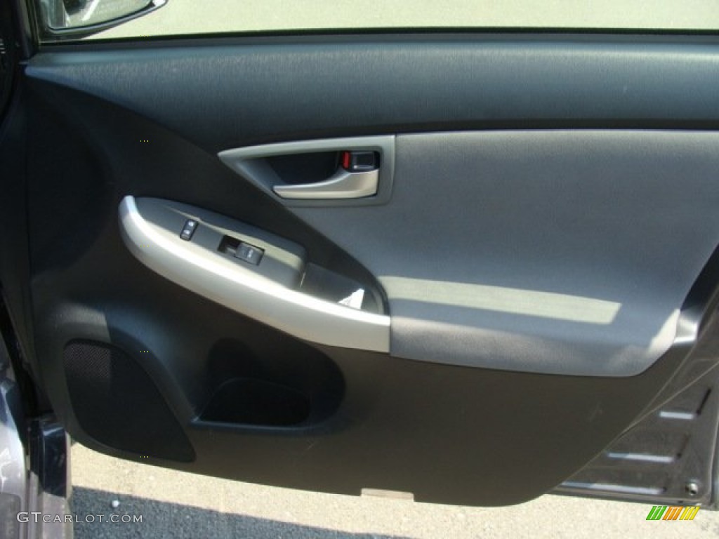 2013 Prius Plug-in Advanced Hybrid - Winter Gray Metallic / Dark Gray photo #20