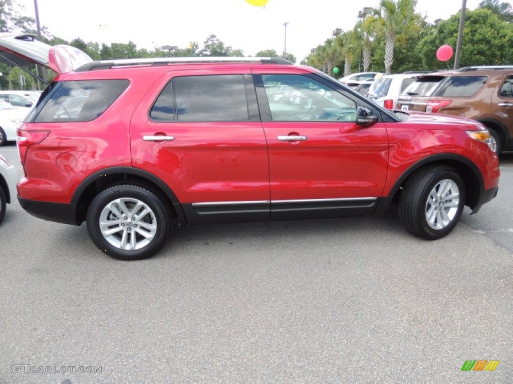 2011 Explorer XLT - Red Candy Metallic / Charcoal Black photo #13