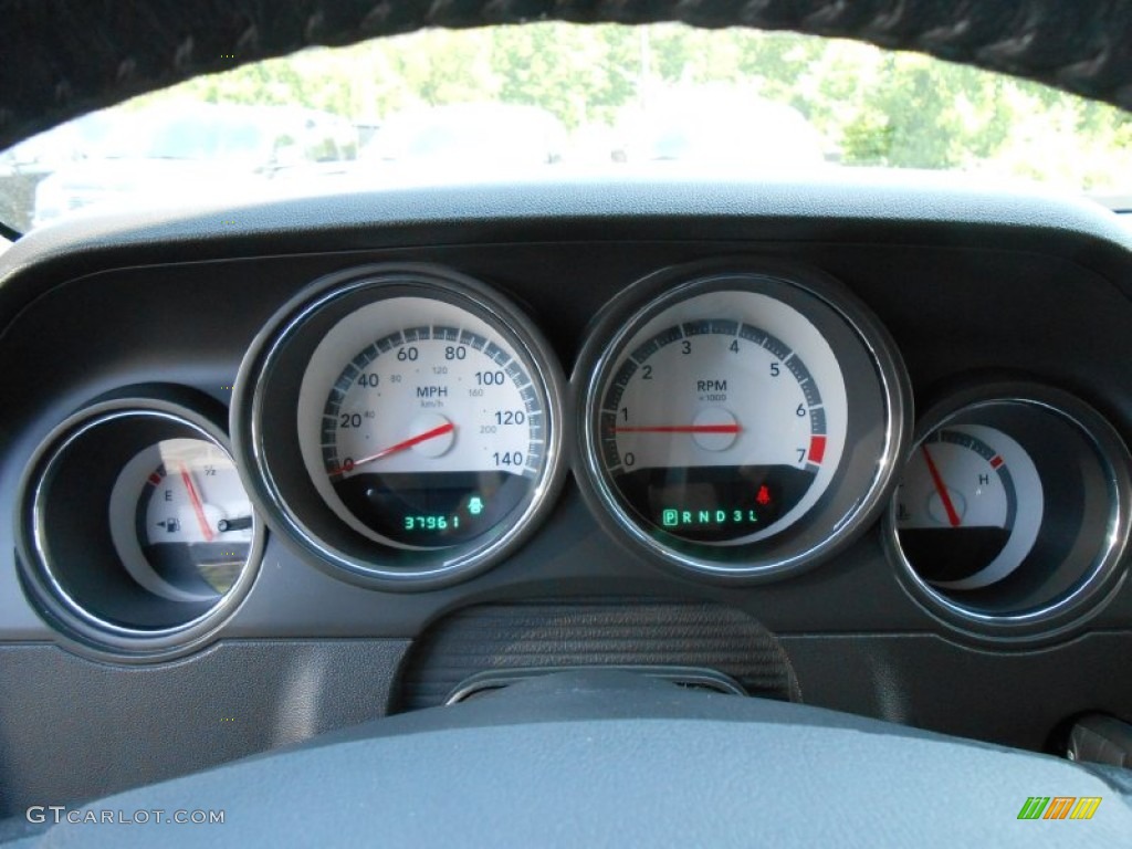 2009 Challenger SE - Dark Titanium Metallic / Dark Slate Gray photo #23