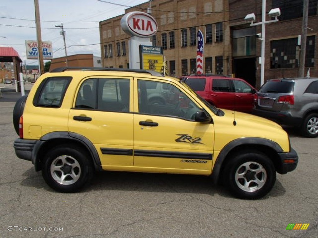 2003 Tracker ZR2 4WD Hard Top - Yellow / Medium Gray photo #1