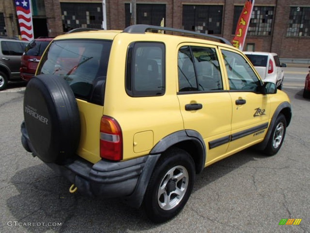 2003 Tracker ZR2 4WD Hard Top - Yellow / Medium Gray photo #8