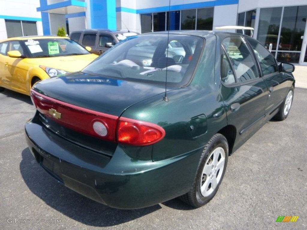 2004 Cavalier LS Sedan - Dark Green Metallic / Graphite photo #2