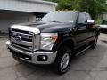 Tuxedo Black Metallic - F250 Super Duty XLT SuperCab 4x4 Photo No. 4