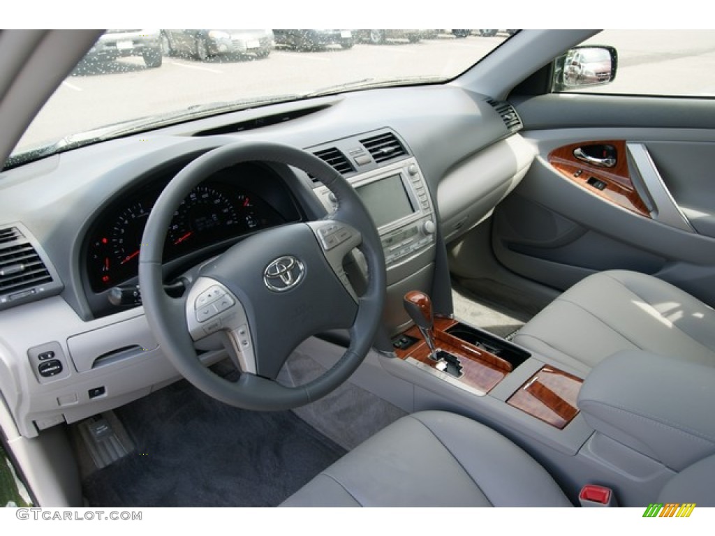 Ash Interior 2011 Toyota Camry XLE V6 Photo #81661654