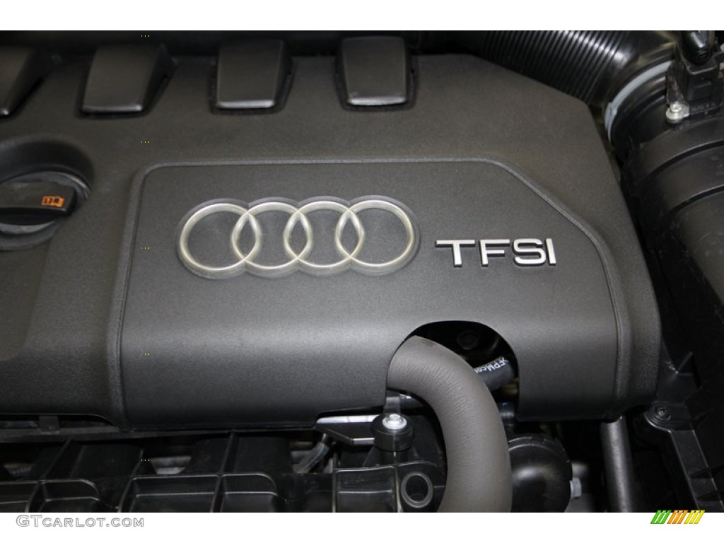 2010 Audi TT 2.0 TFSI quattro Roadster Marks and Logos Photos