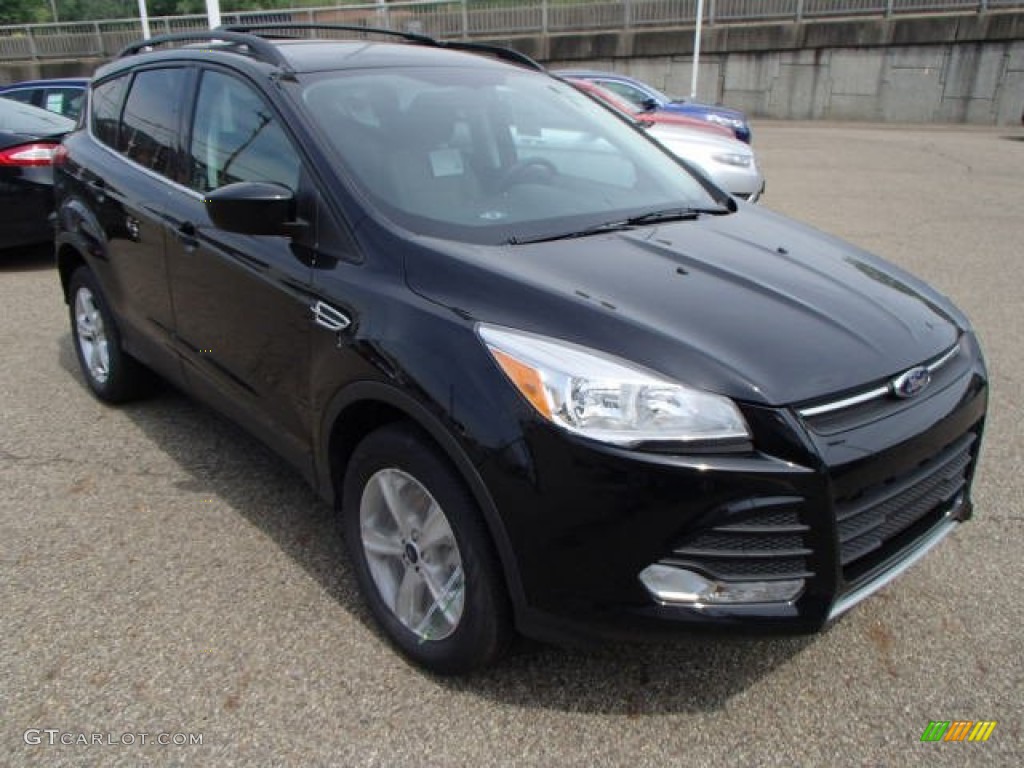 2013 Escape SE 1.6L EcoBoost 4WD - Tuxedo Black Metallic / Medium Light Stone photo #2