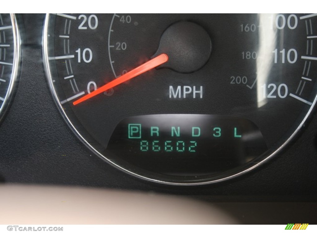 2004 Sebring Touring Convertible - Light Almond Pearl Metallic / Sandstone photo #25