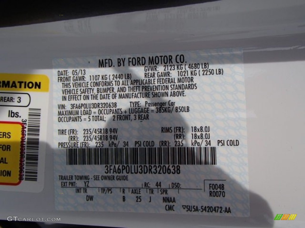 2013 Fusion Hybrid SE - Oxford White / Charcoal Black photo #20