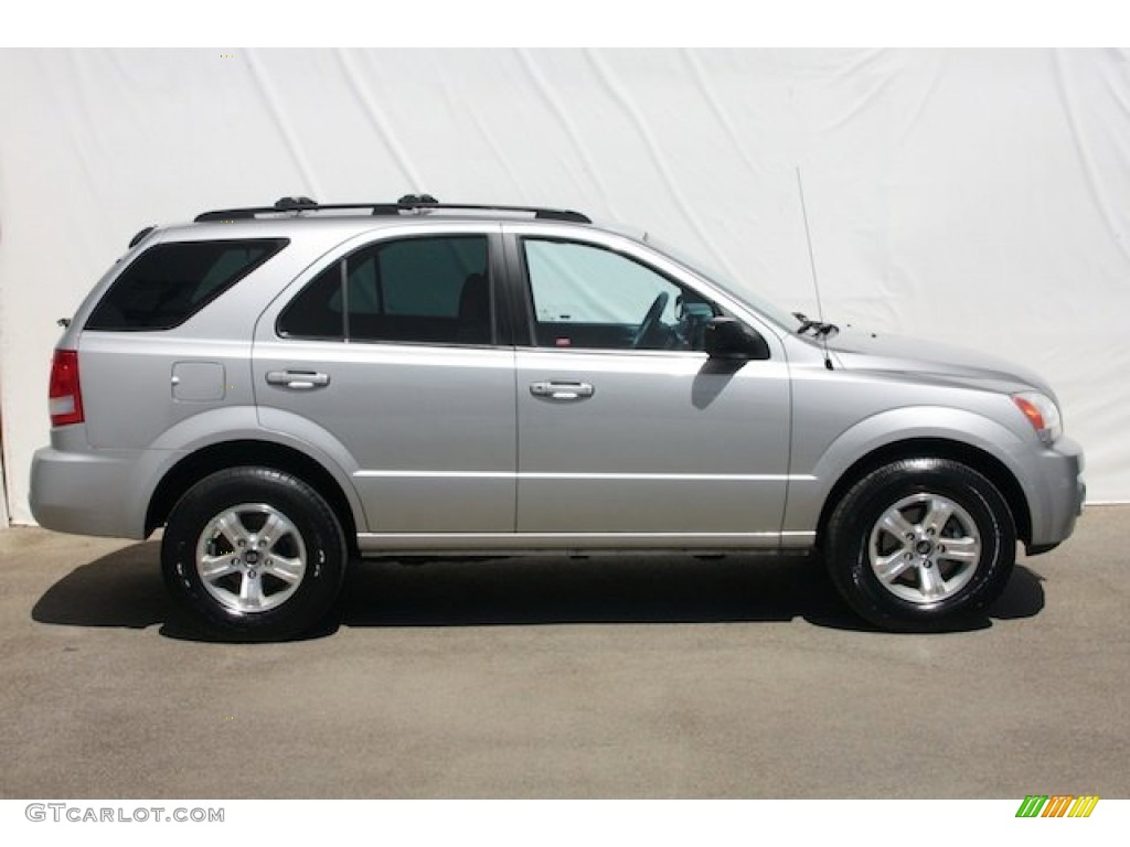 Diamond Silver Metallic 2003 Kia Sorento LX Exterior Photo #81667526