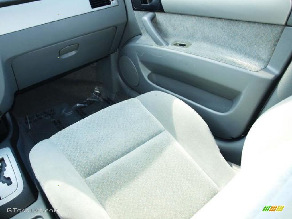 2004 Forenza EX - Absolute White / Gray photo #13